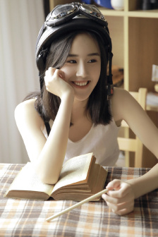 女主重生变娇媚体制无防盗